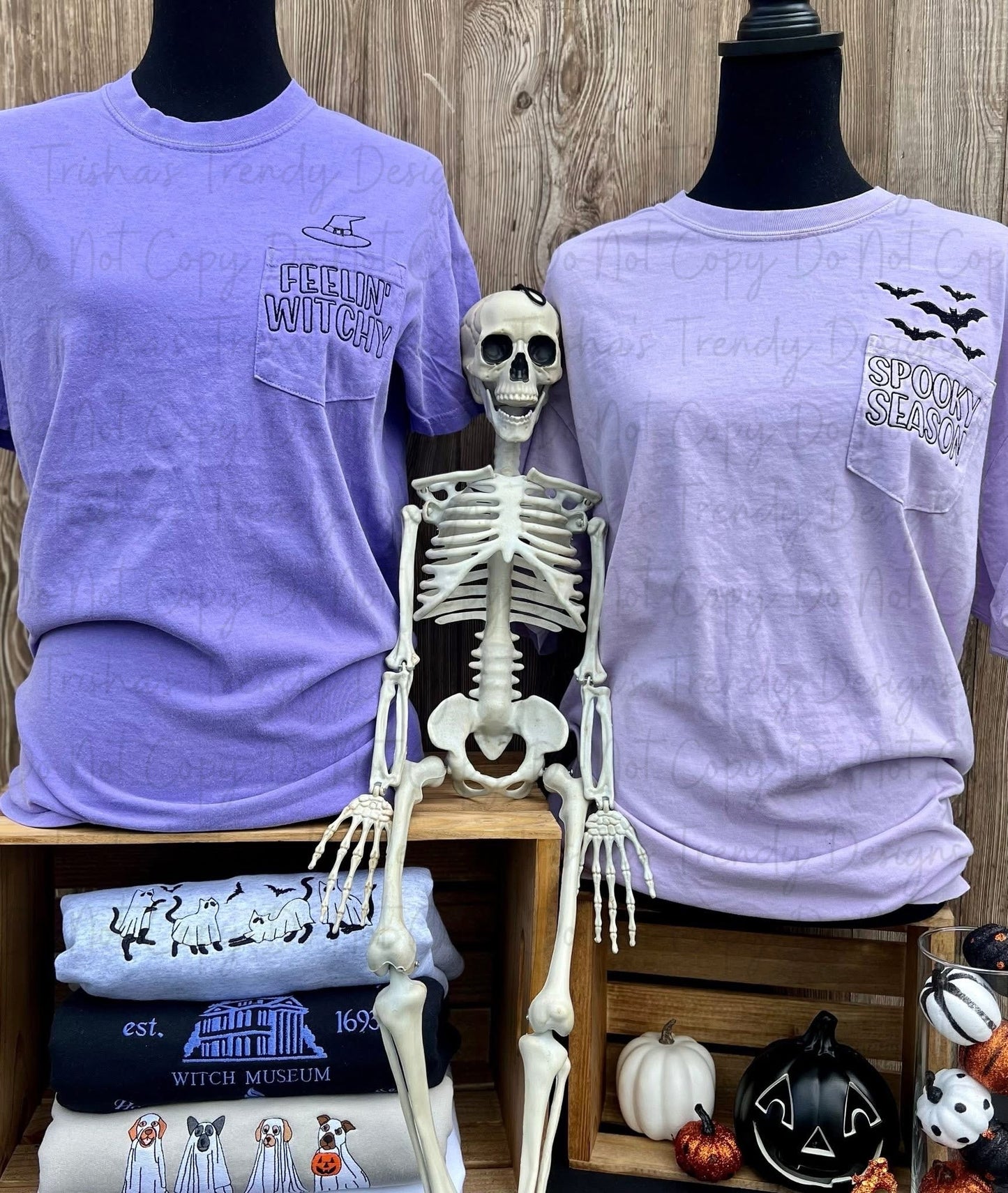 Feelin' Witchy/spooky season/hey boo Comfort Color Pocket Tee