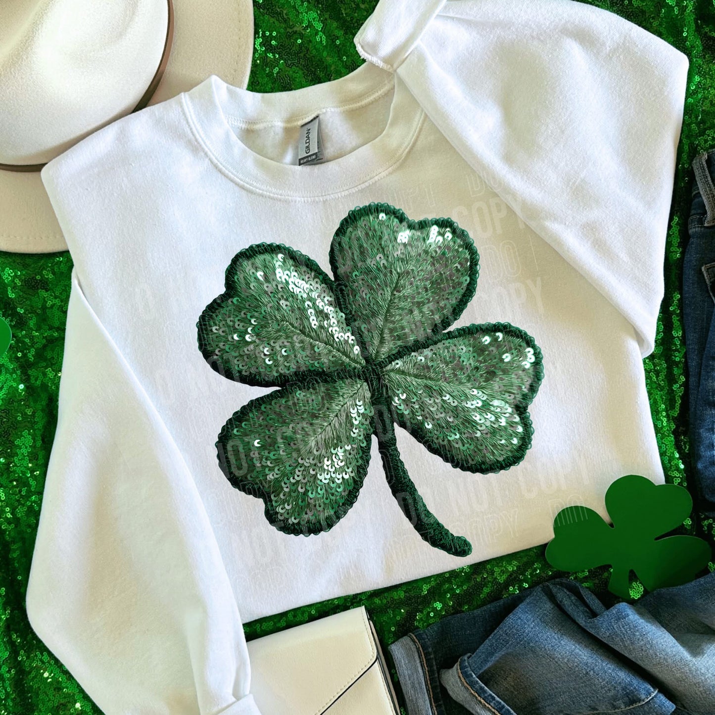 Faux sequin/patch shamrock 2.17