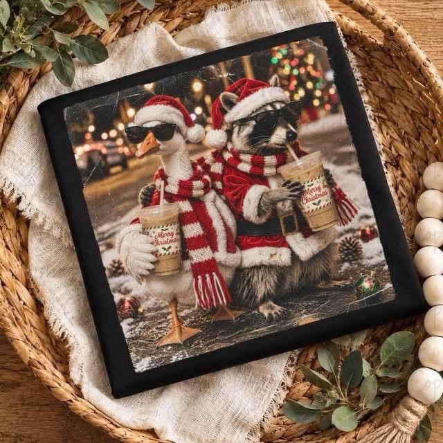 Santa’s sassy duo