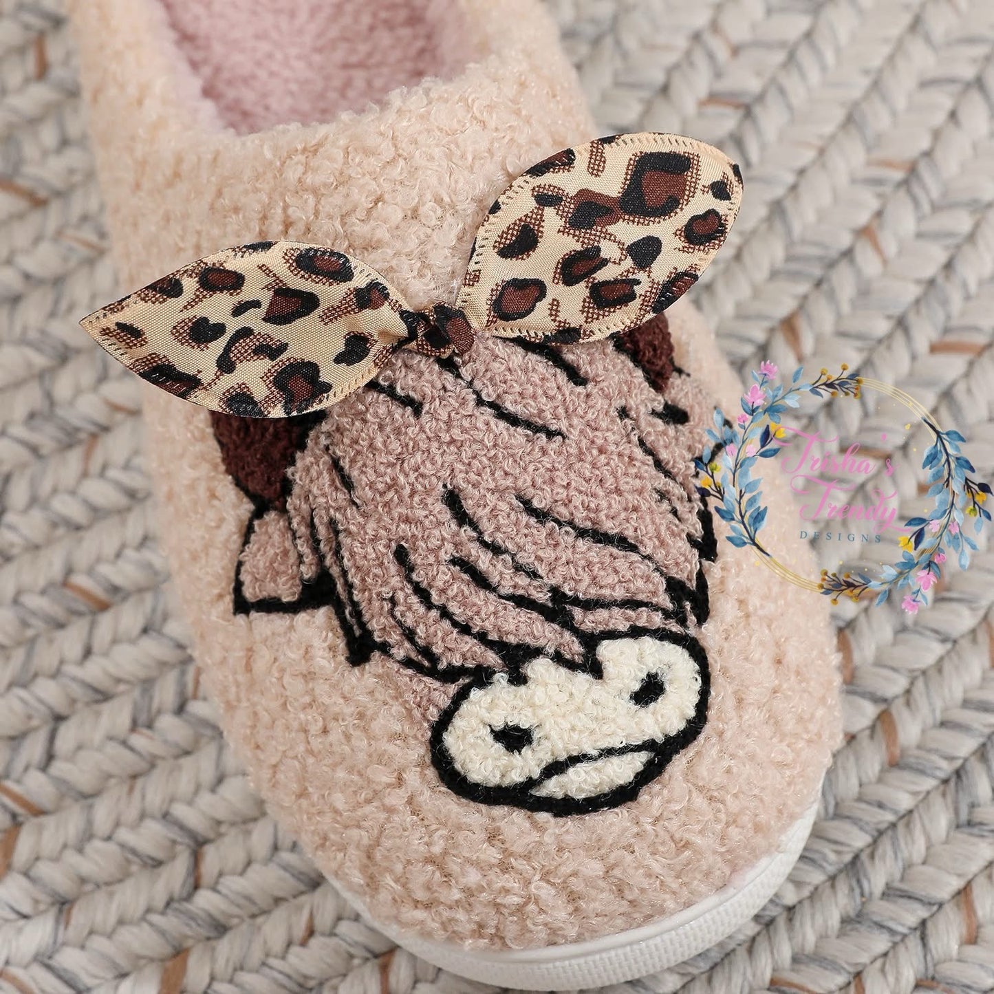 PREORDER: Highland cow with leopard bow slippers