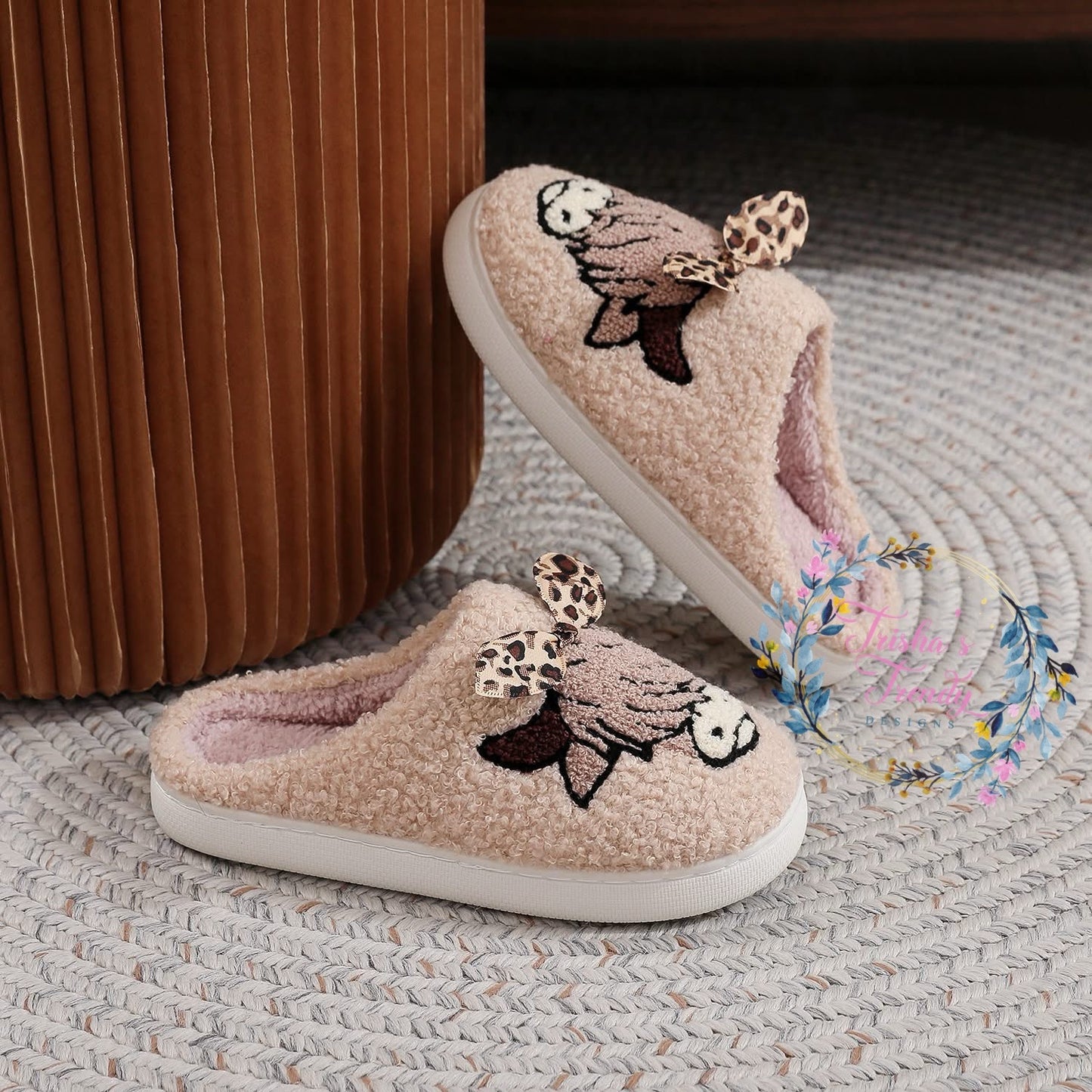 PREORDER: Highland cow with leopard bow slippers