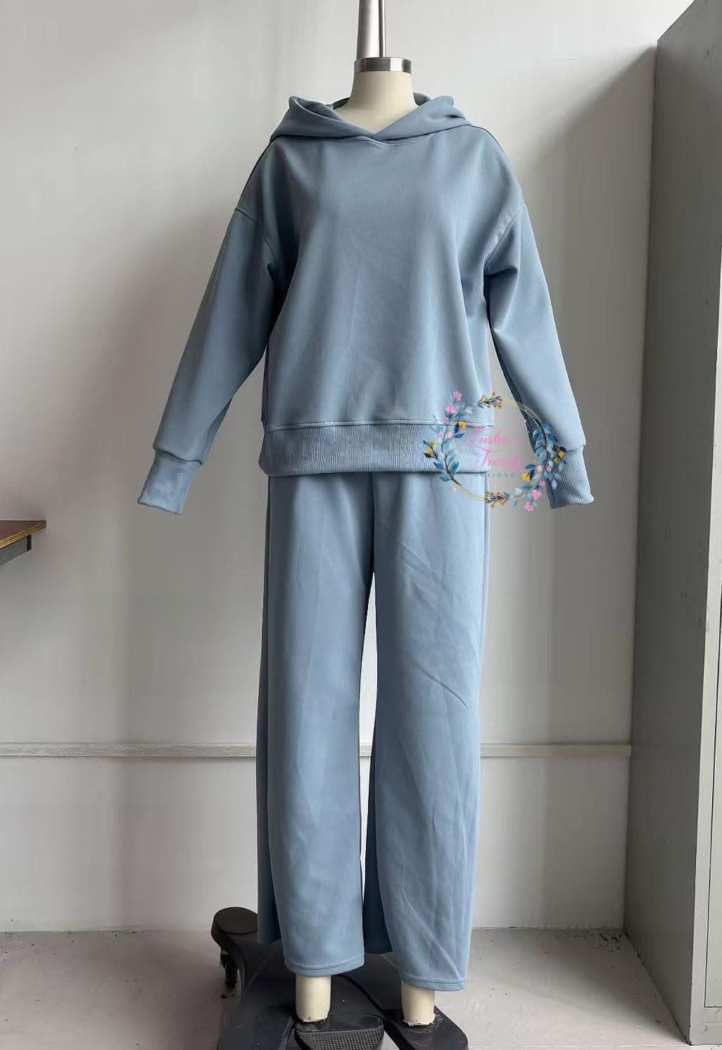 PREORDER: The Sunday Social Set