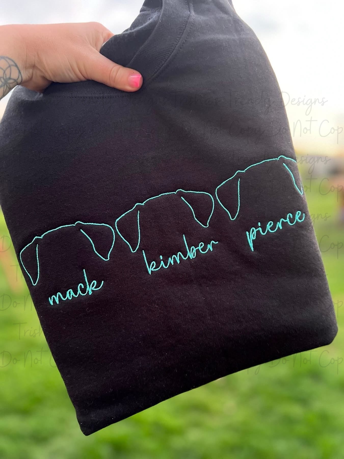 Embroidered Dog outlines