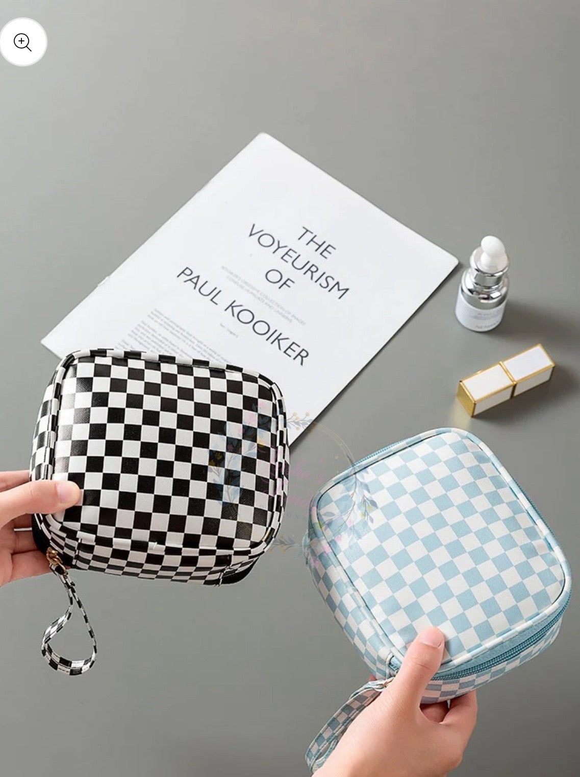 RTS: The small checker cosmetic case