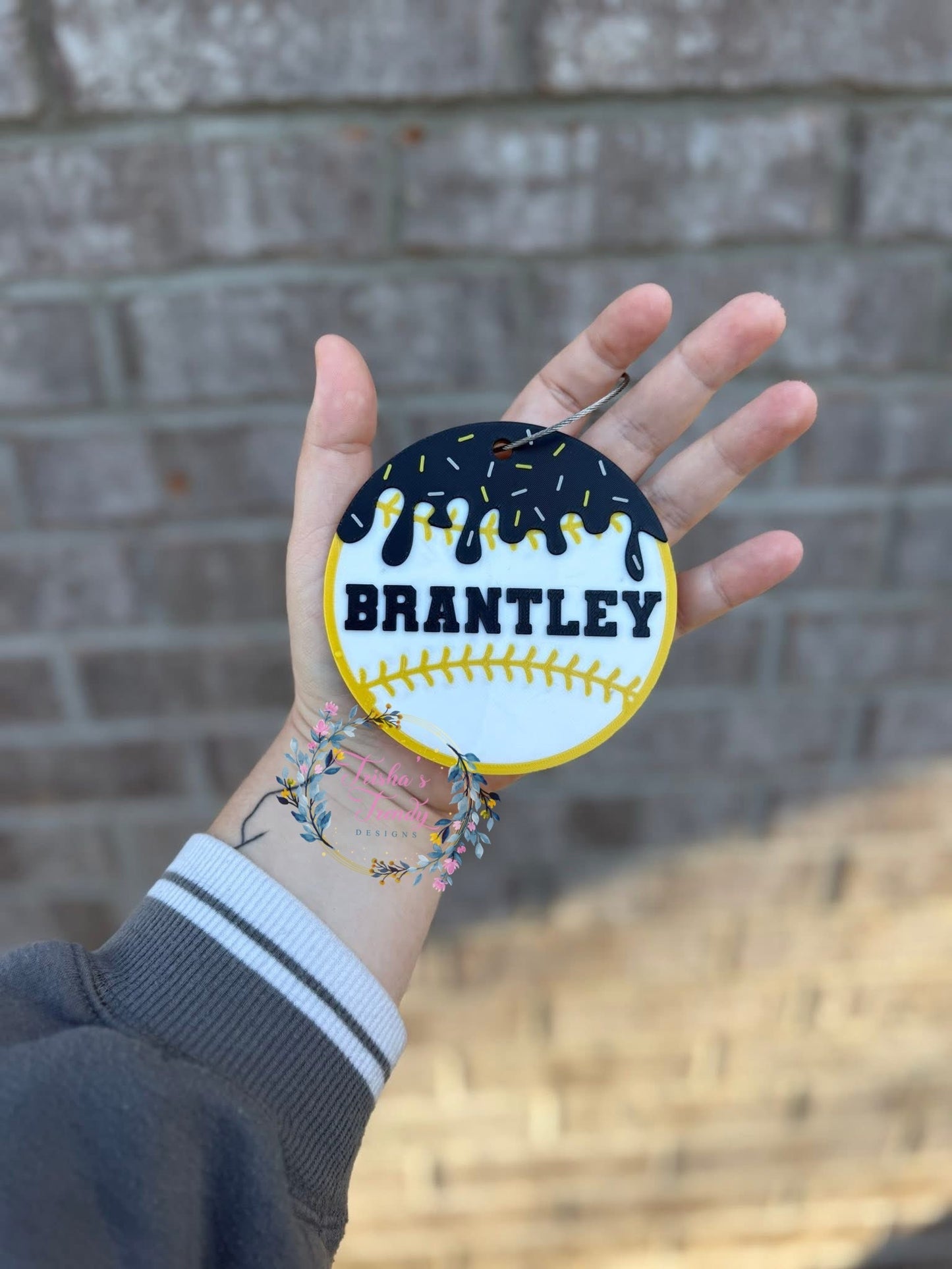 Custom bag tag