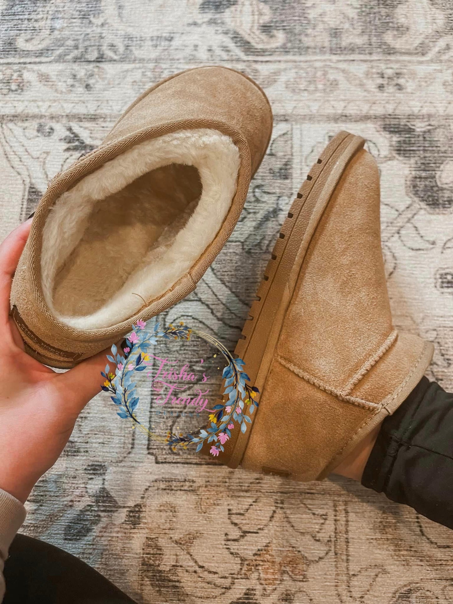 Preorder: Faux Fur Lined Shortie Boots