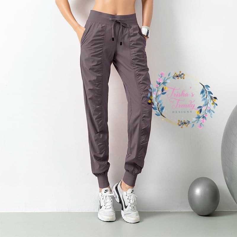 PREORDER: RERUN The Aleyna Cuffed Jogger