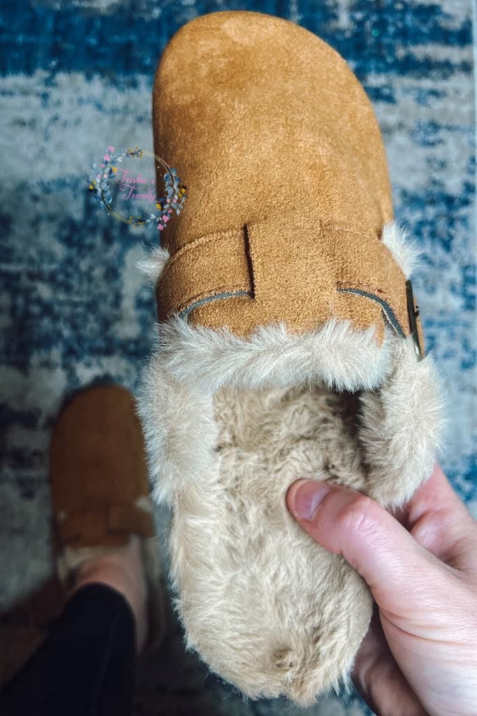 PREORDER: The Rachel Faux Fur Clogs