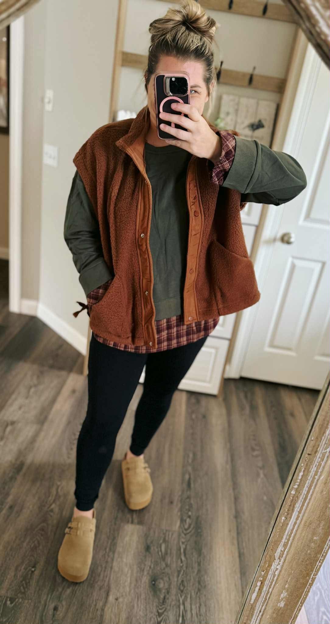 PREORDER: Wrenlee Fleece Vest