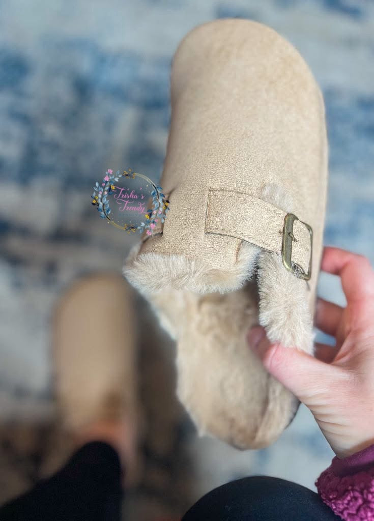 PREORDER: The Rachel Faux Fur Clogs