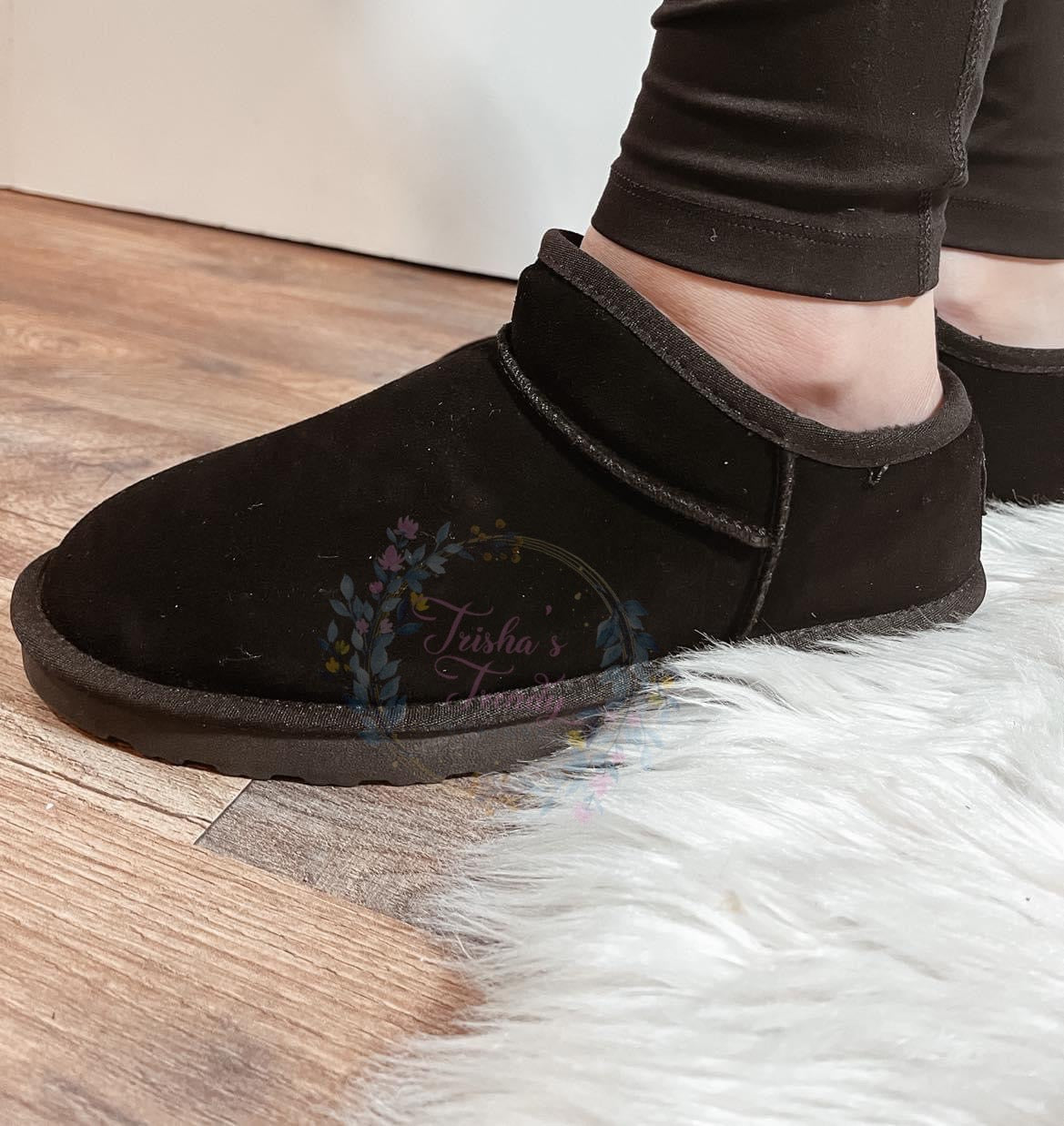 Preorder: Faux Fur Lined Shortie Boots